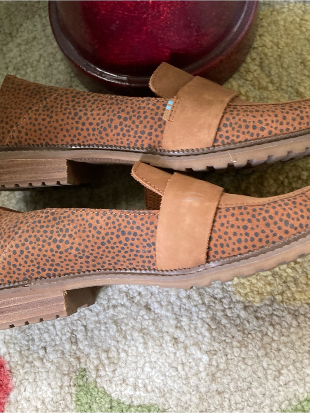 Toms Size 7.5 Mallory Cheetah Print Suede Slip On Loafers - Picture 7 of 11